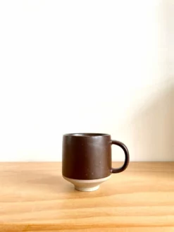 OYOY Dark Brown Hagi Cup