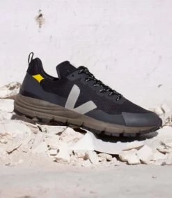 Veja Men's Dekkan Black Oxford Grey AlveoMesh Sneaker -Clothing Shop unnamed file 654